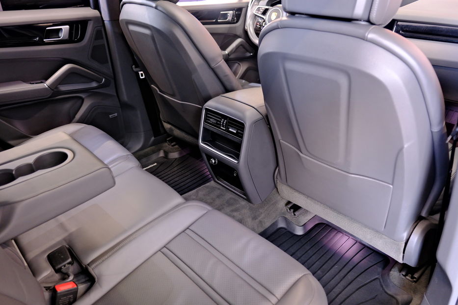 Продам Porsche Cayenne 2020 года в Одессе