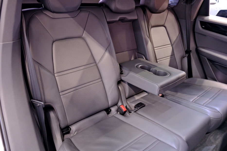Продам Porsche Cayenne 2020 года в Одессе