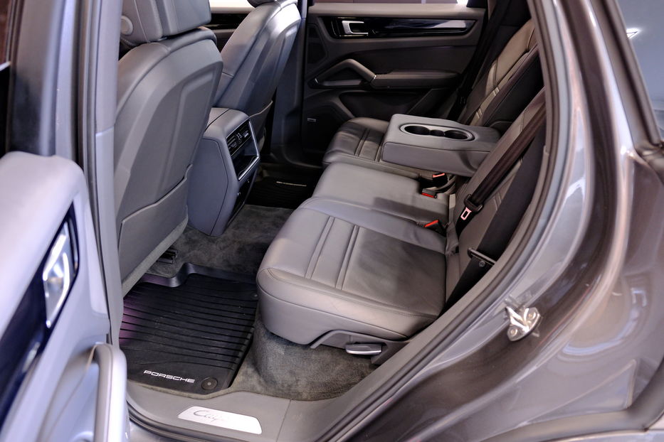 Продам Porsche Cayenne 2020 года в Одессе