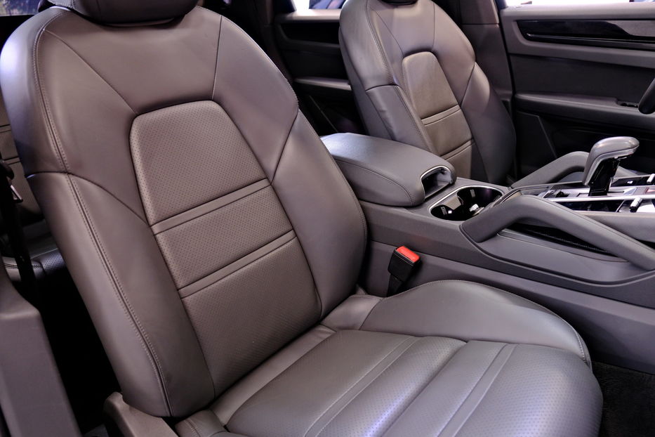 Продам Porsche Cayenne 2020 года в Одессе