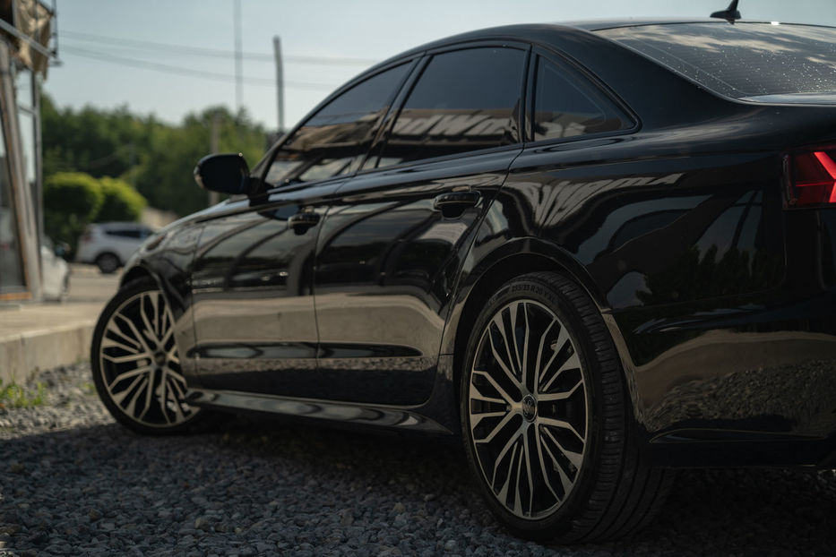 Продам Audi A6 Prestige 2017 года в Черновцах