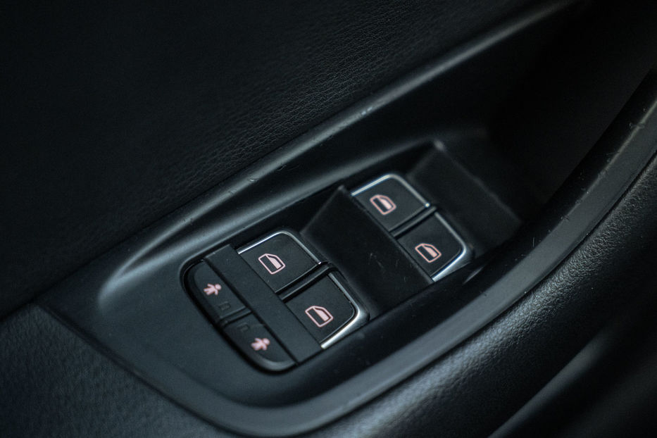 Продам Audi A6 Prestige 2017 года в Черновцах