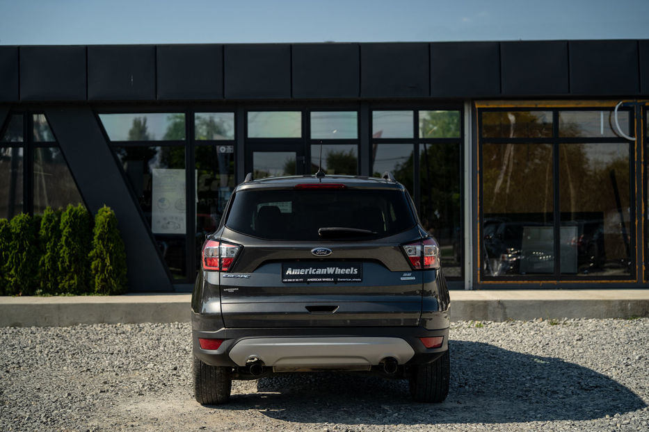 Продам Ford Escape SE 2018 года в Черновцах
