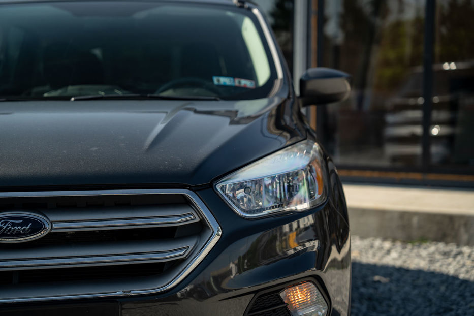 Продам Ford Escape SE 2018 года в Черновцах