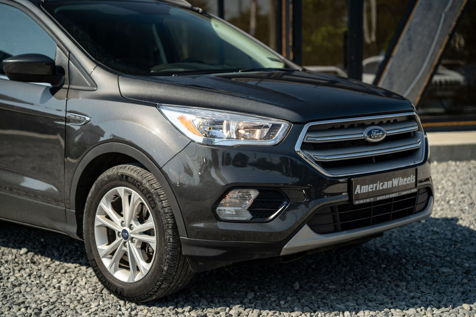 Продам Ford Escape SE 2018 года в Черновцах