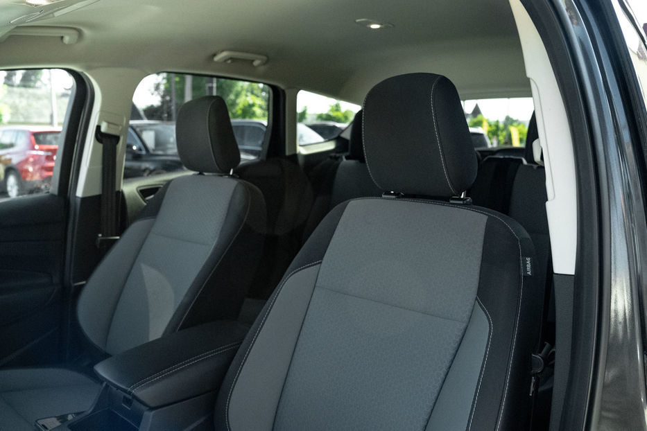 Продам Ford Escape SE 2018 года в Черновцах