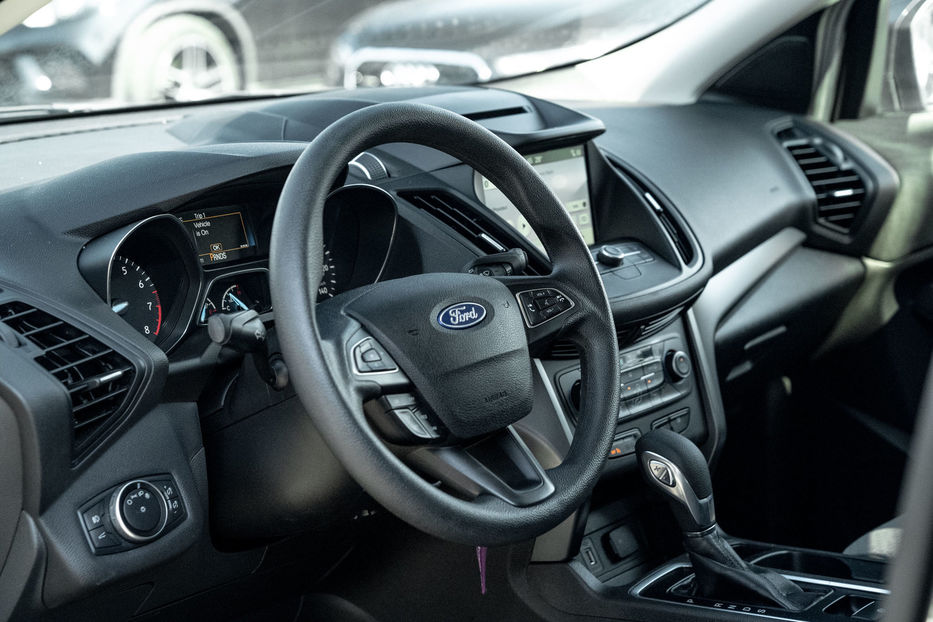 Продам Ford Escape SE 2018 года в Черновцах