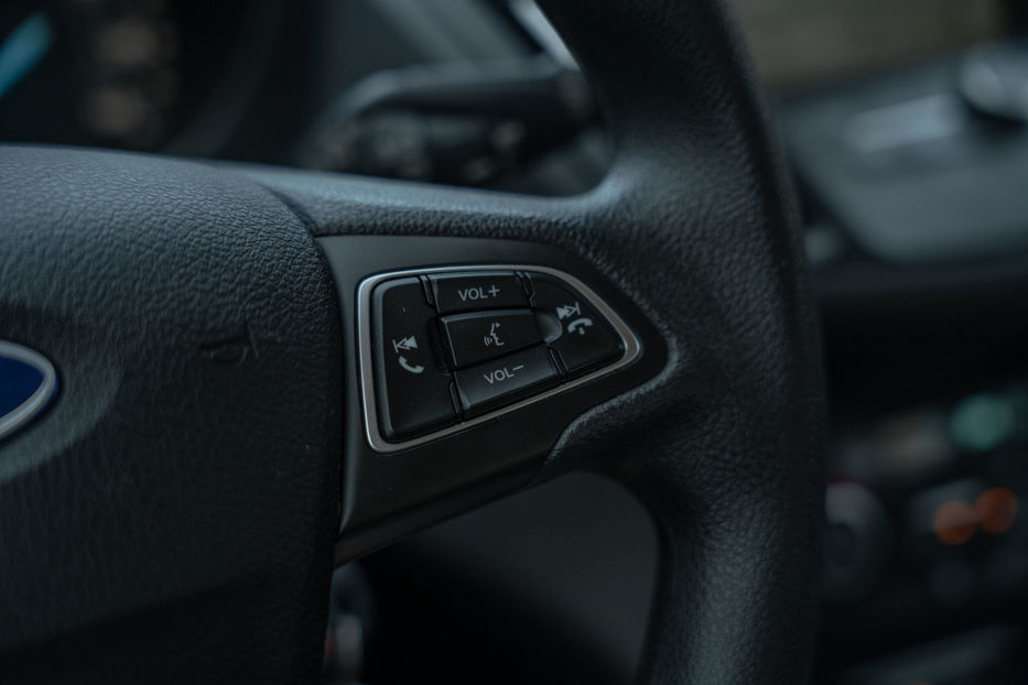 Продам Ford Escape SE 2018 года в Черновцах