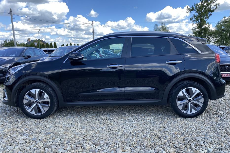 Продам Kia Niro 64 кВт Макс. комплектація 2021 года в Львове