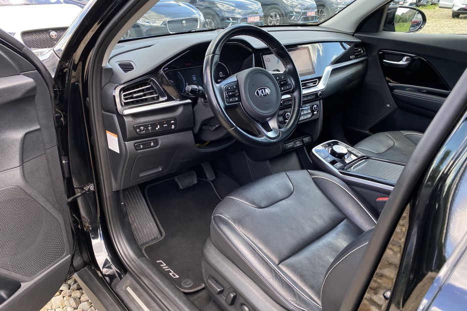 Продам Kia Niro 64 кВт Макс. комплектація 2021 года в Львове