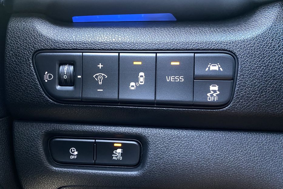 Продам Kia Niro 64 кВт Макс. комплектація 2021 года в Львове