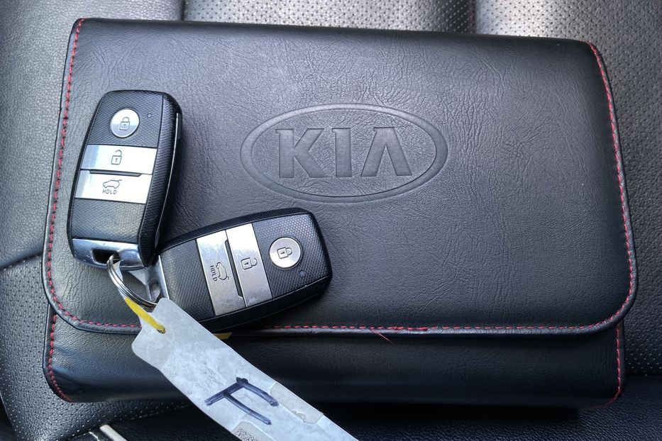 Продам Kia Niro 64 кВт Макс. комплектація 2021 года в Львове