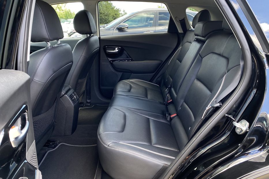 Продам Kia Niro 64 кВт Макс. комплектація 2021 года в Львове