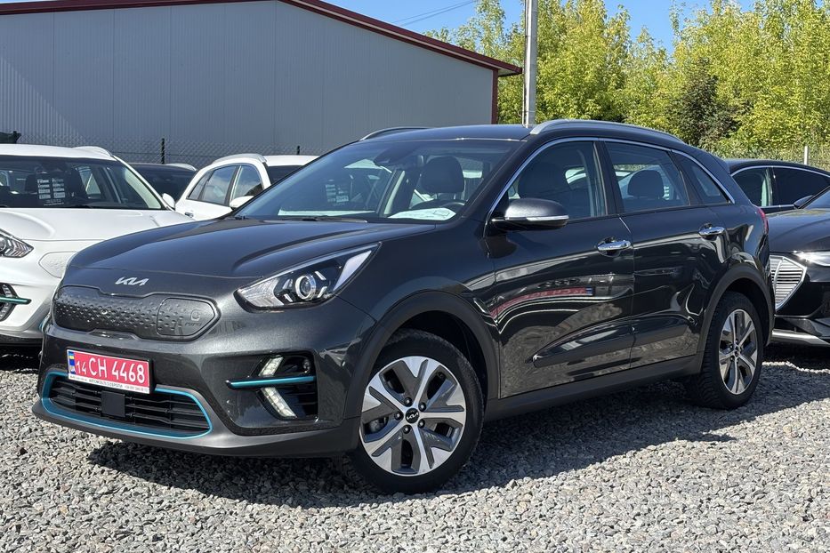 Продам Kia Niro 64квт 2022 года в Львове
