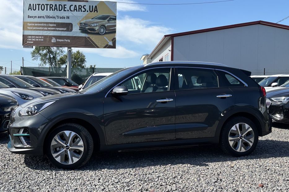 Продам Kia Niro 64квт 2022 года в Львове