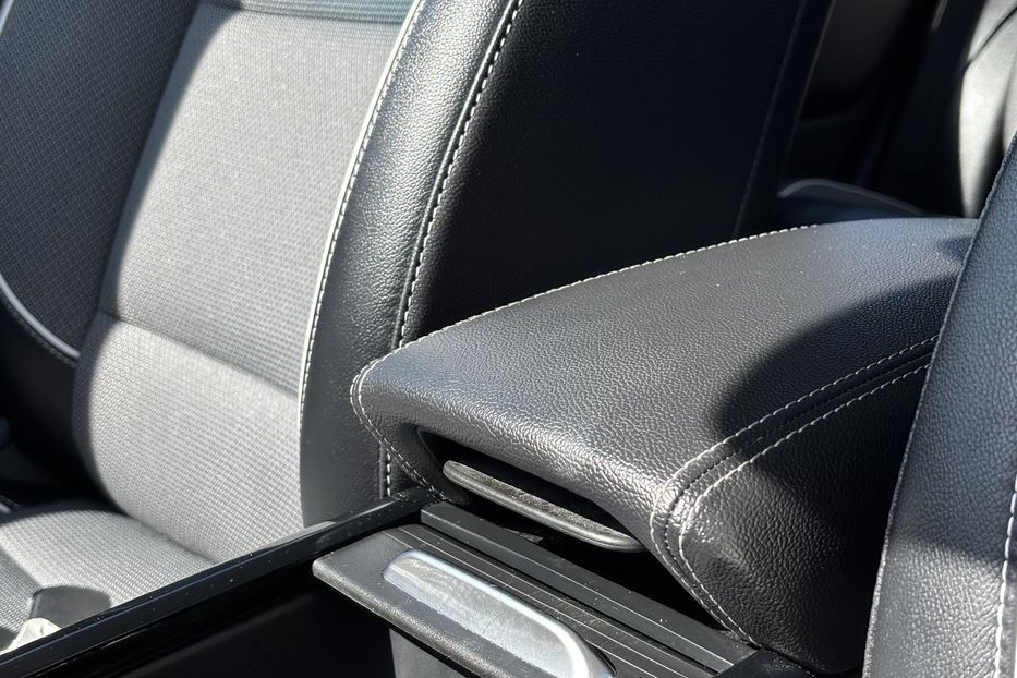 Продам Kia Niro 64квт 2022 года в Львове