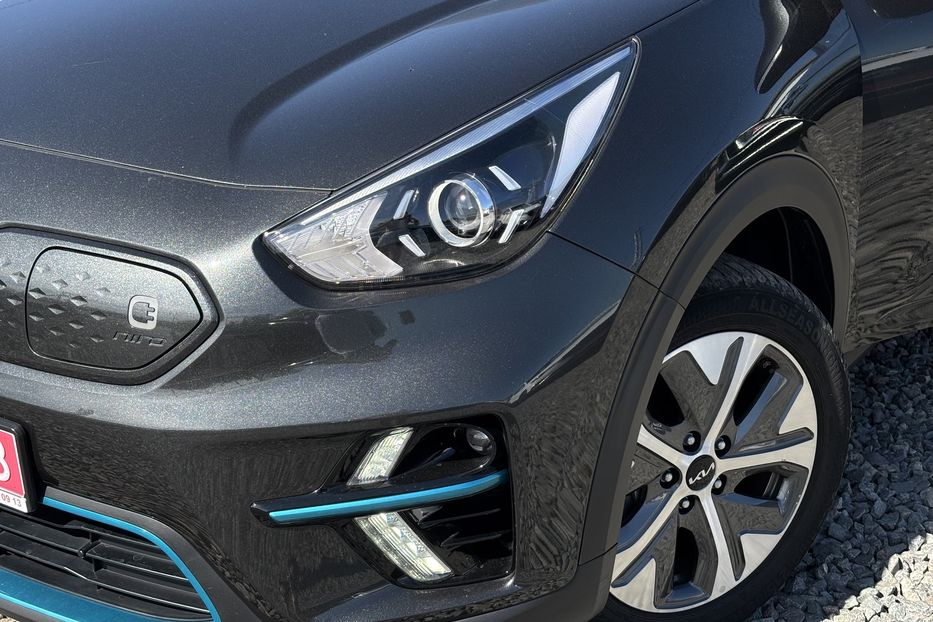 Продам Kia Niro 64квт 2022 года в Львове