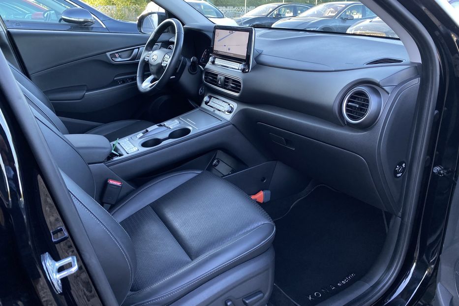 Продам Hyundai Kona 64кВт. Premium. ЗАРЕЗЕРВОВАНО 2021 года в Львове