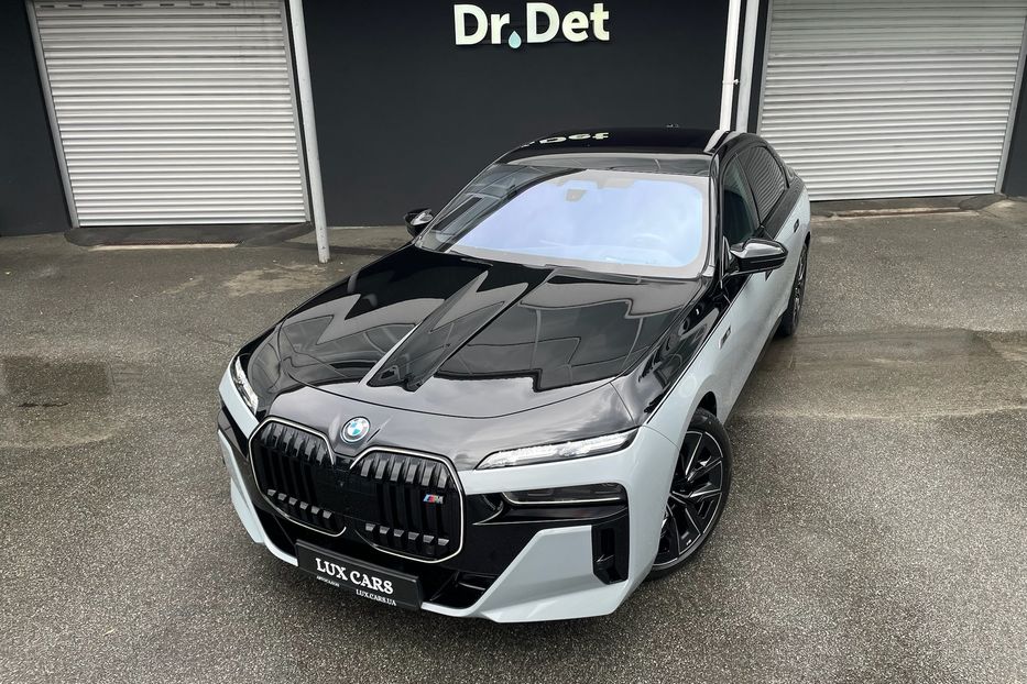 Продам BMW 760 I7 M70 2023 года в Киеве
