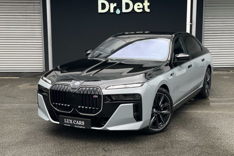 Продам BMW 760 I7 M70 2023 года в Киеве