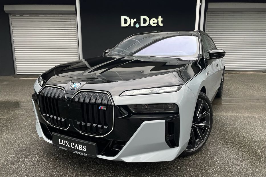 Продам BMW 760 I7 M70 2023 года в Киеве