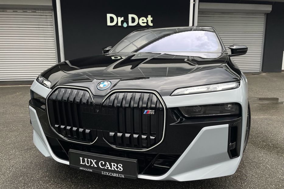 Продам BMW 760 I7 M70 2023 года в Киеве