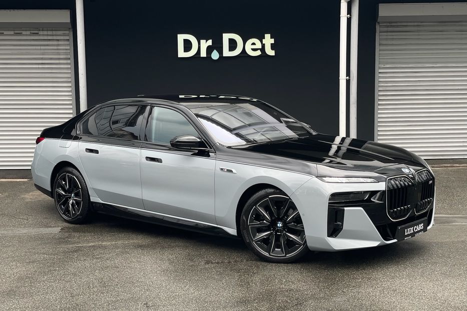 Продам BMW 760 I7 M70 2023 года в Киеве
