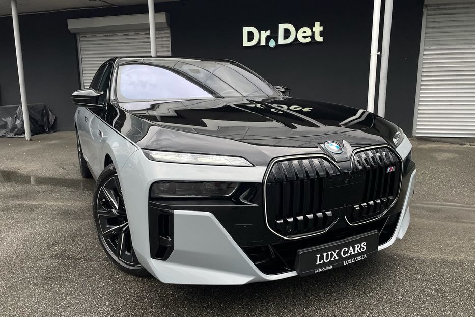 Продам BMW 760 I7 M70 2023 года в Киеве