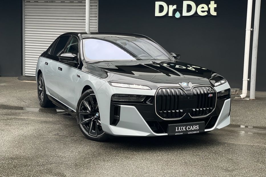 Продам BMW 760 I7 M70 2023 года в Киеве