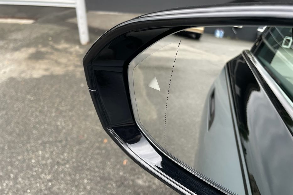 Продам BMW 760 I7 M70 2023 года в Киеве