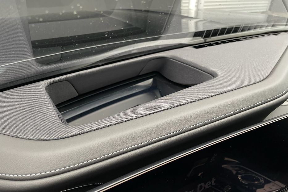 Продам BMW 760 I7 M70 2023 года в Киеве