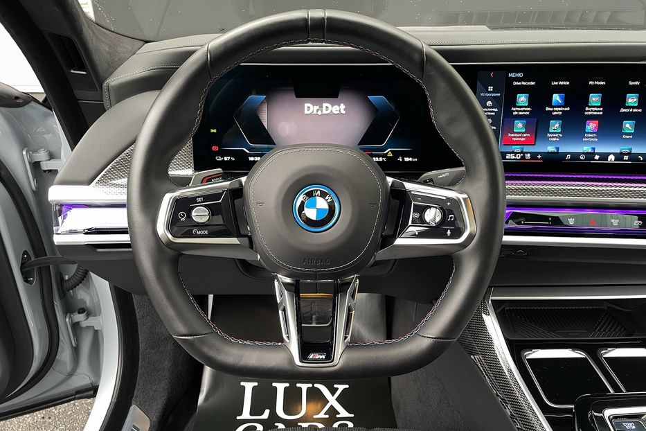 Продам BMW 760 I7 M70 2023 года в Киеве