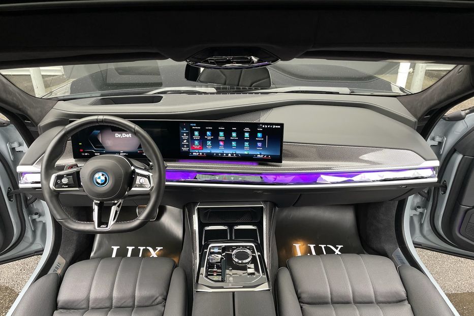 Продам BMW 760 I7 M70 2023 года в Киеве