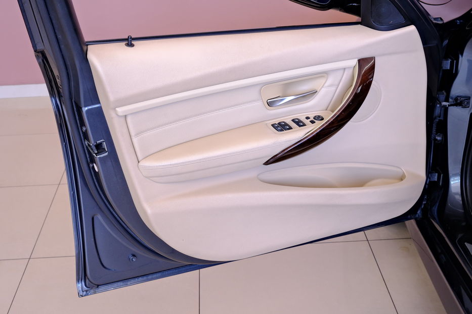 Продам BMW 328 Xi 2015 года в Одессе