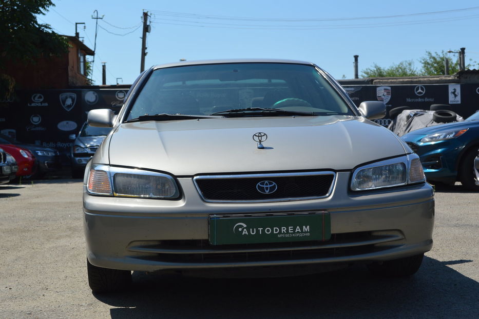 Продам Toyota Camry 2.2 2000 года в Одессе