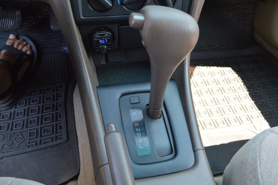 Продам Toyota Camry 2.2 2000 года в Одессе
