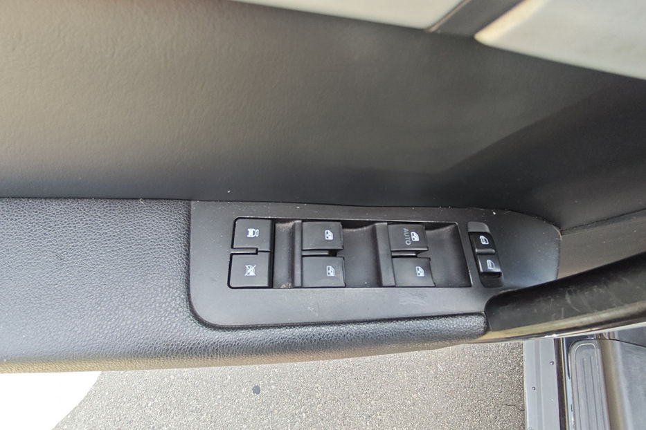Продам Chevrolet Captiva 2012 года в Киеве