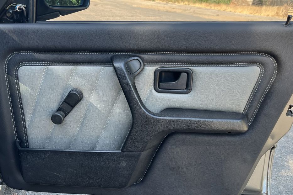 Продам BMW 324 E30  1985 года в Николаеве