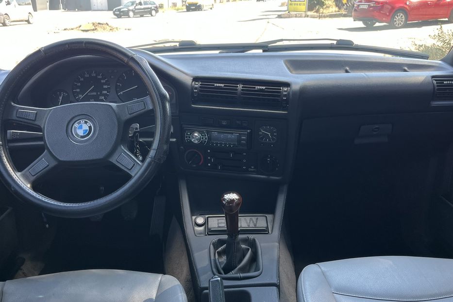 Продам BMW 324 E30  1985 года в Николаеве