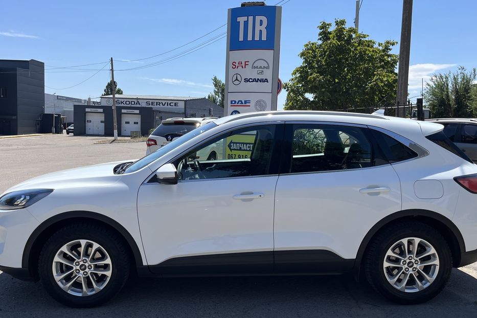Продам Ford Kuga Офіційна 2020 года в Николаеве
