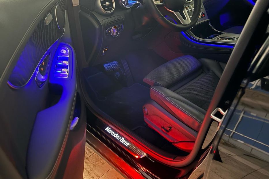 Продам Mercedes-Benz GLC-Class 4x4 LED NAVI KLIMA  2020 года в Львове