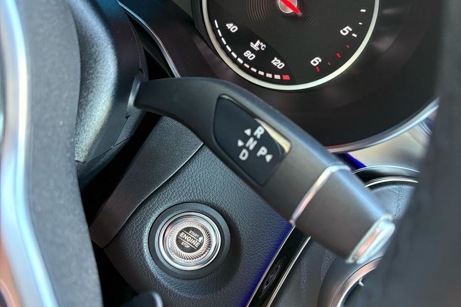 Продам Mercedes-Benz GLC-Class 4x4 LED NAVI KLIMA  2020 года в Львове