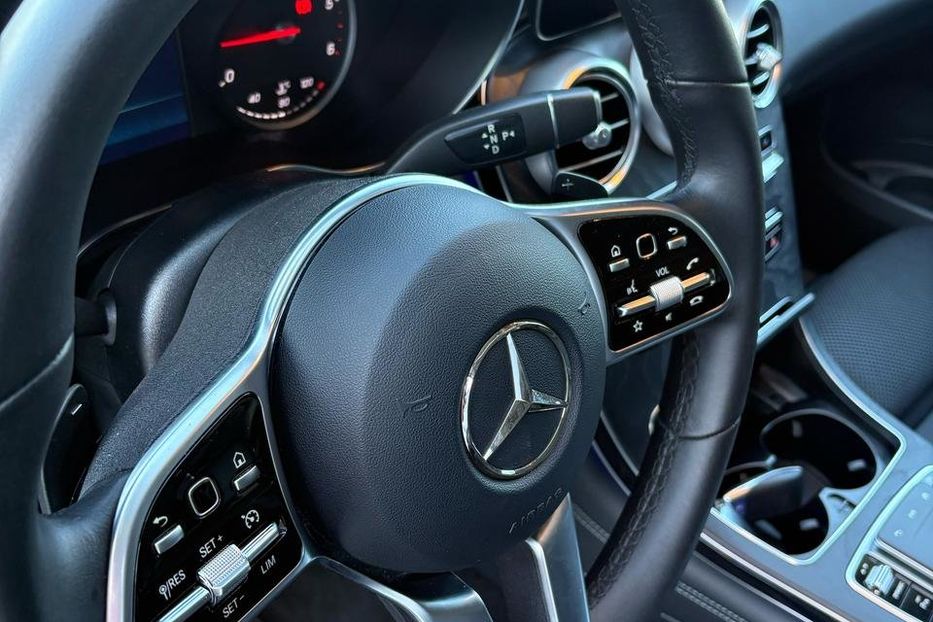Продам Mercedes-Benz GLC-Class 4x4 LED NAVI KLIMA  2020 года в Львове