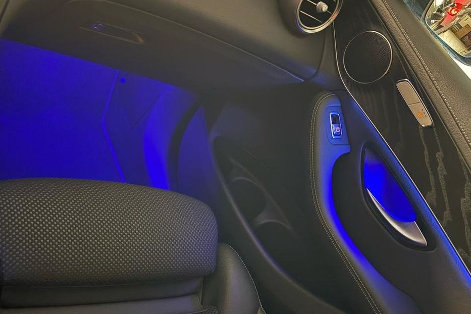 Продам Mercedes-Benz GLC-Class 4x4 LED NAVI KLIMA  2020 года в Львове