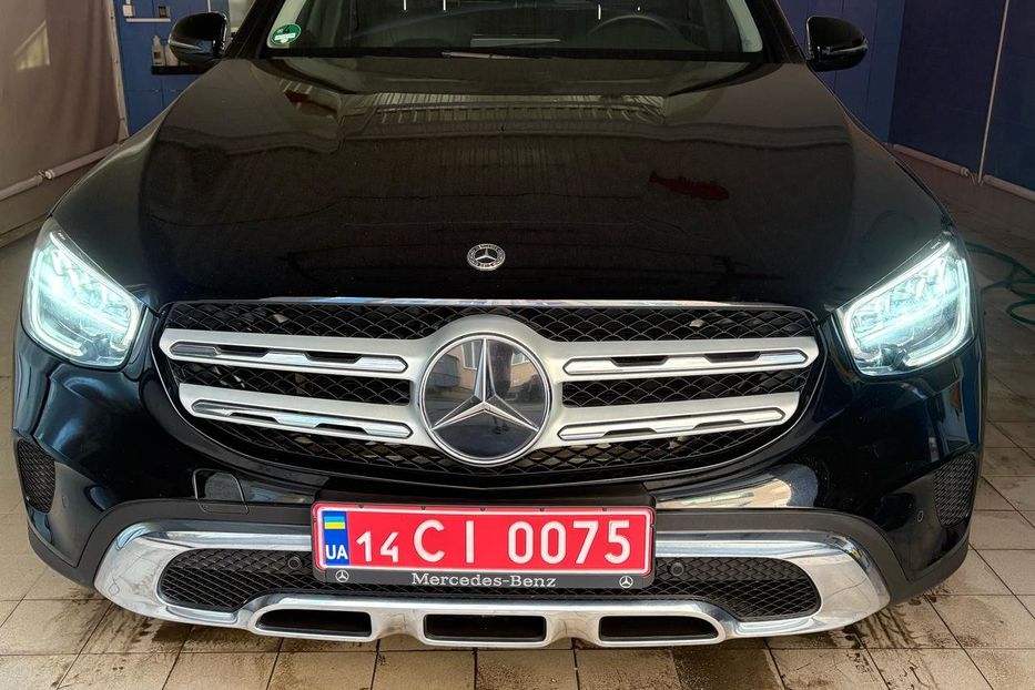 Продам Mercedes-Benz GLC-Class 4x4 LED NAVI KLIMA  2020 года в Львове