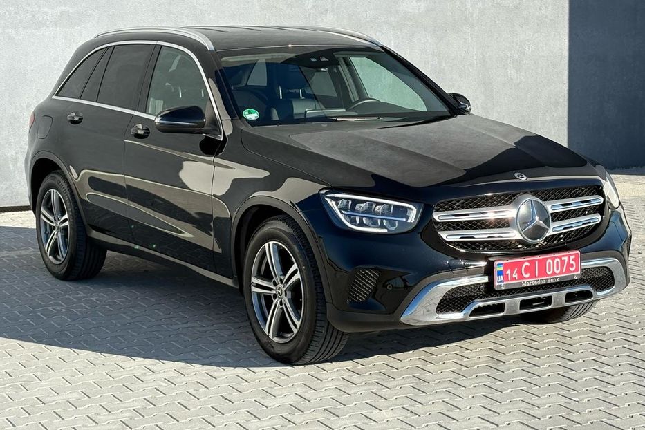 Продам Mercedes-Benz GLC-Class 4x4 LED NAVI KLIMA  2020 года в Львове