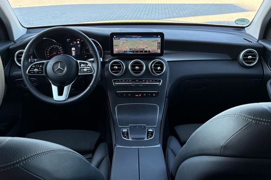 Продам Mercedes-Benz GLC-Class 4x4 LED NAVI KLIMA  2020 года в Львове