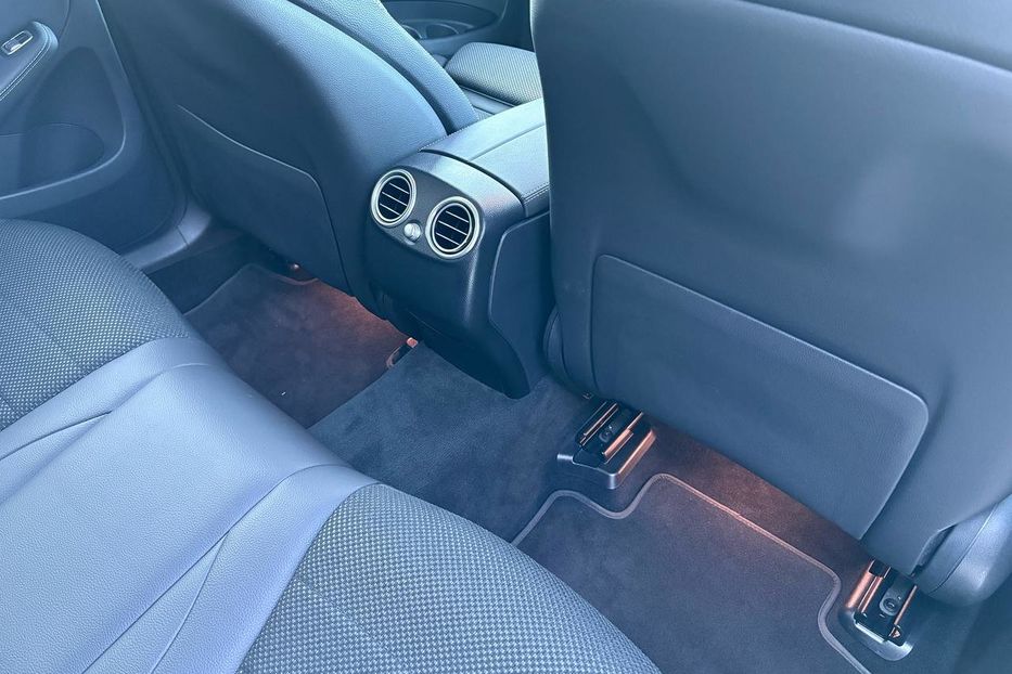 Продам Mercedes-Benz GLC-Class 4x4 LED NAVI KLIMA  2020 года в Львове