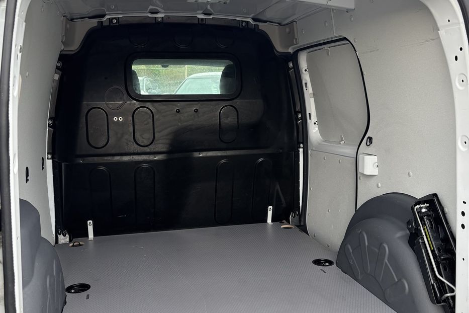 Продам Renault Kangoo груз. 66квт  2019 года в Львове