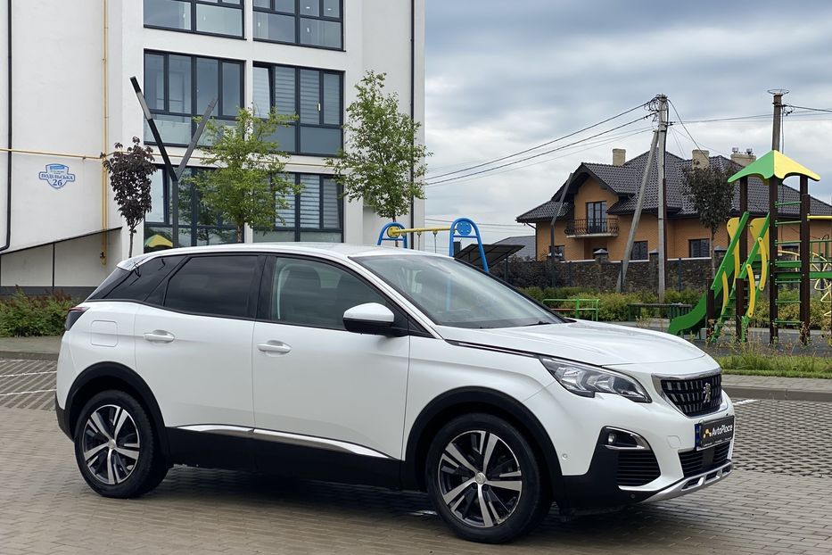 Продам Peugeot 3008 2017 года в Луцке